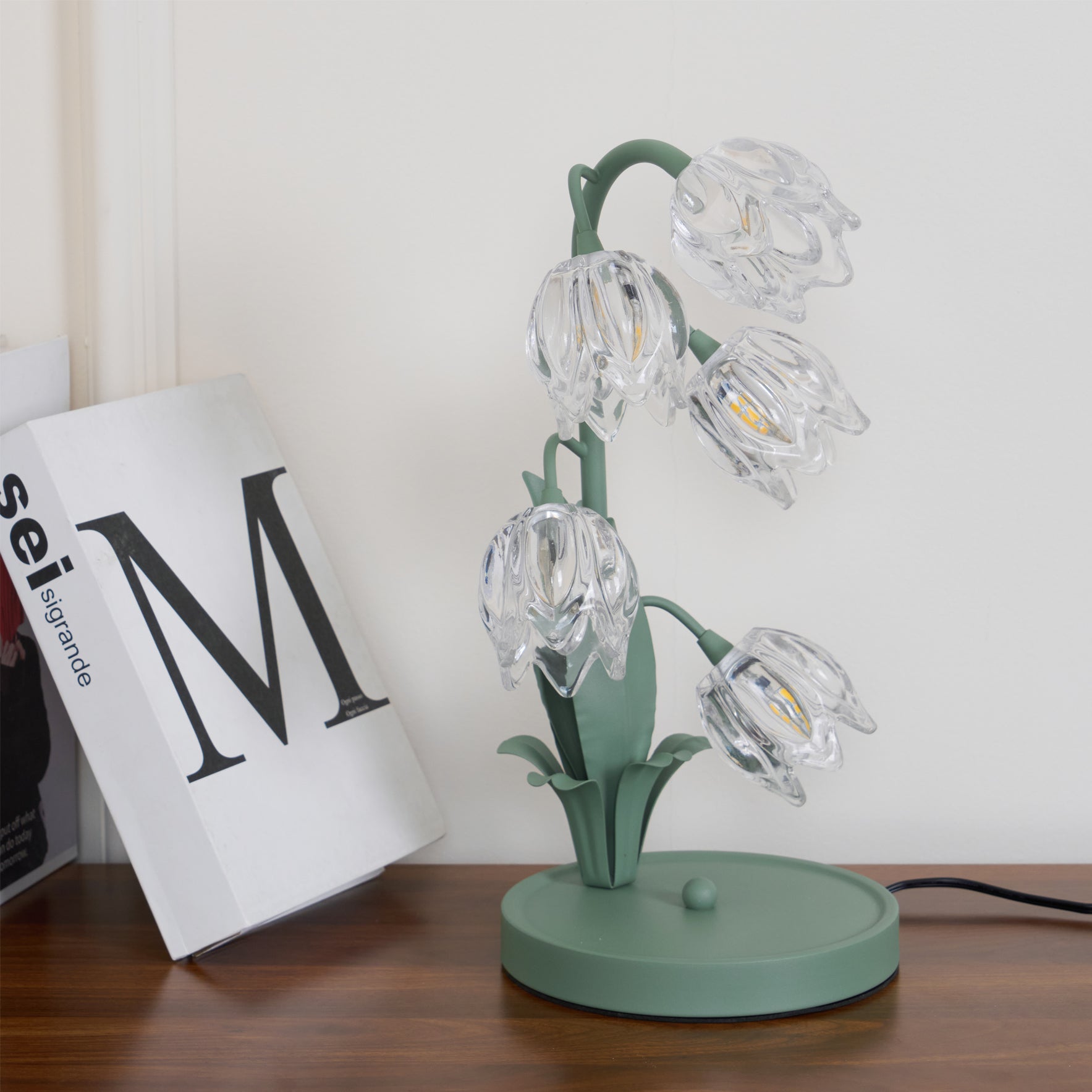 Cella Flower Table Lamp