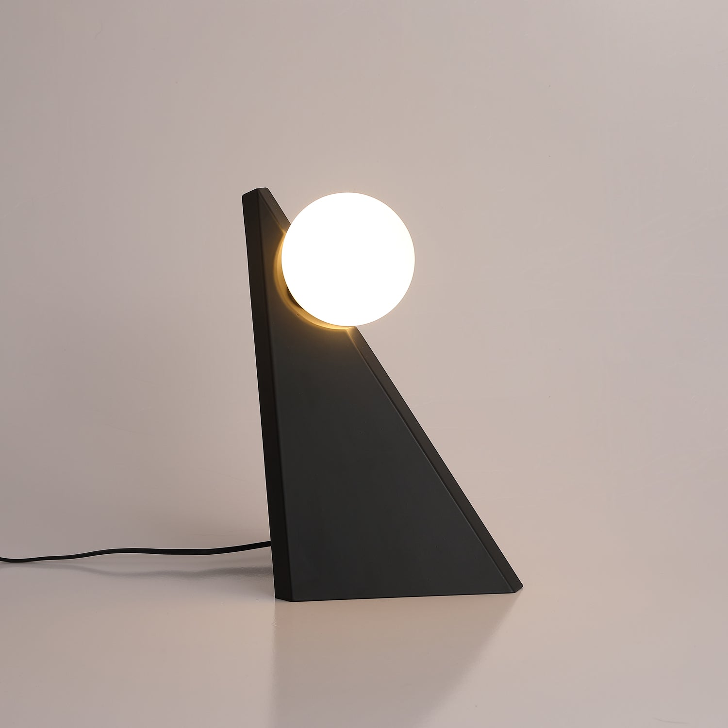 Royan Table Lamp