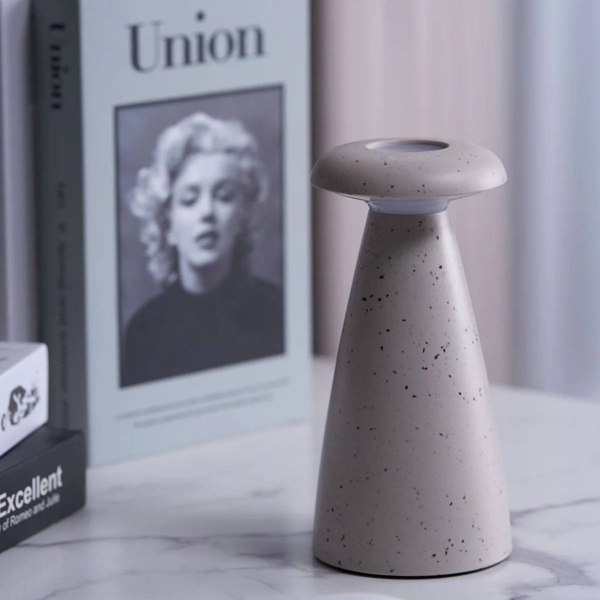 Nelisco Table Lamp