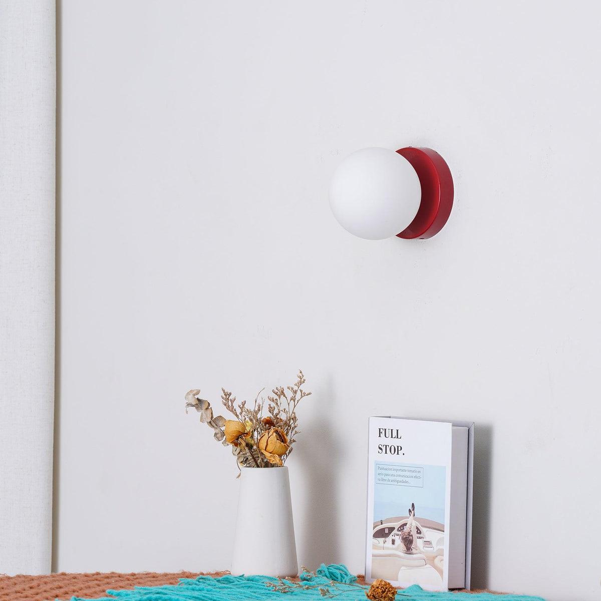 Lurala Globe Wall Light