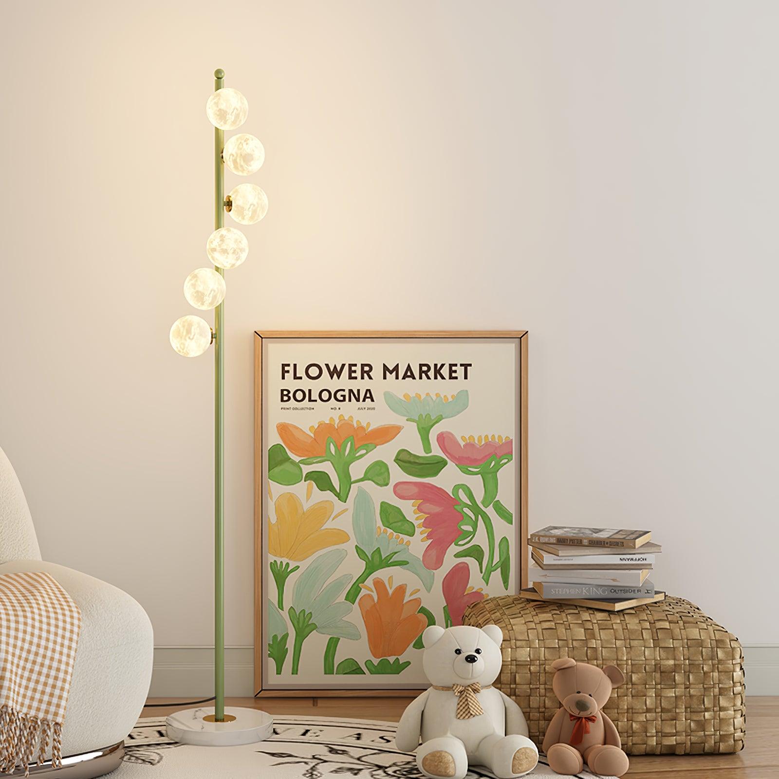 Zalvon Floor Lamp