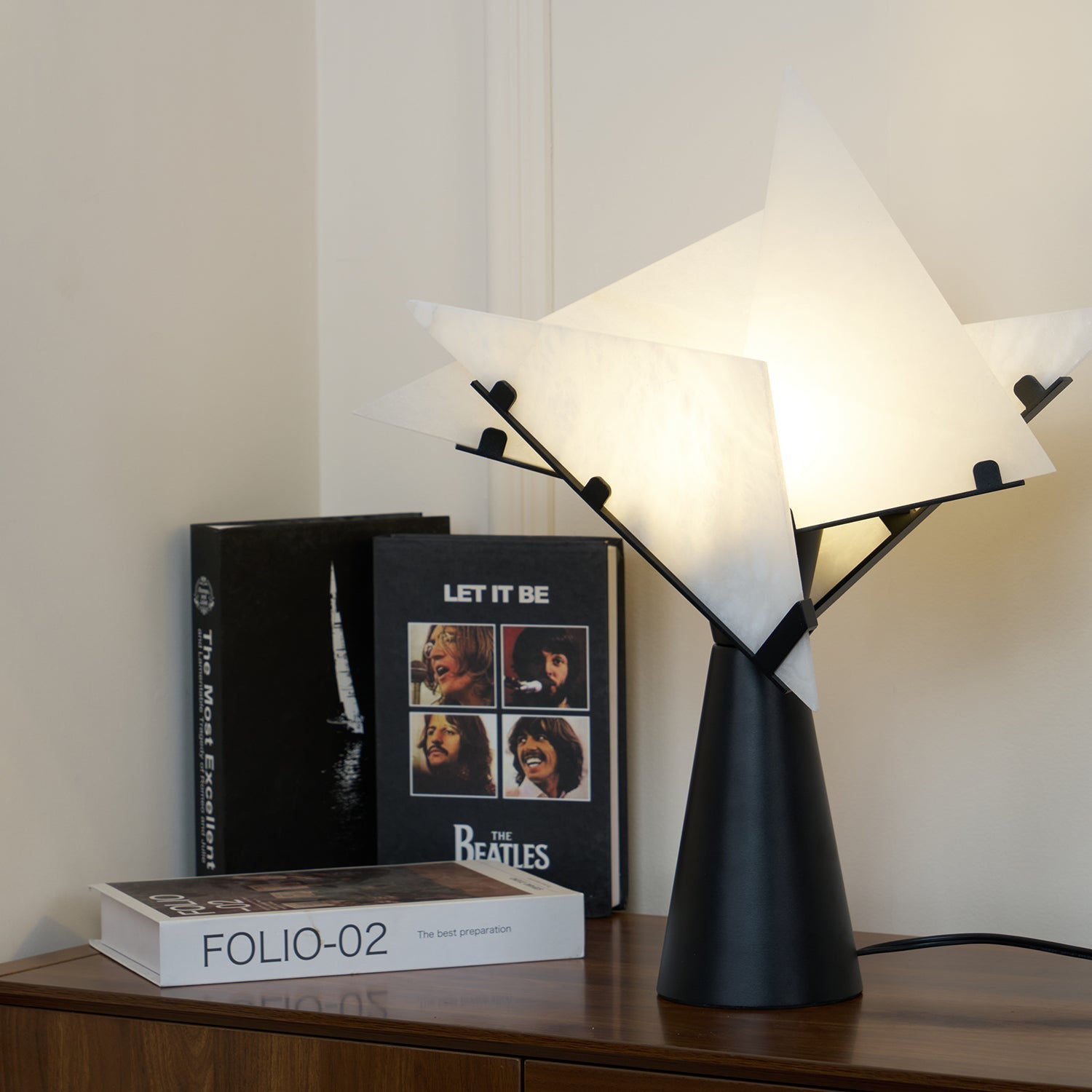 Seko Four Alabaster Blade Table Lamp