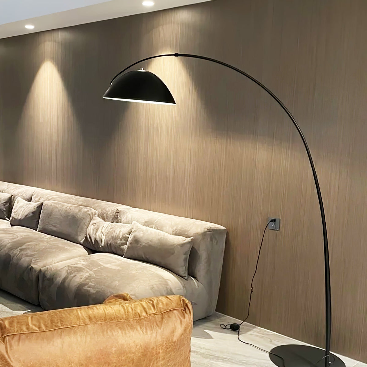 Kramovis Arc Floor Lamp