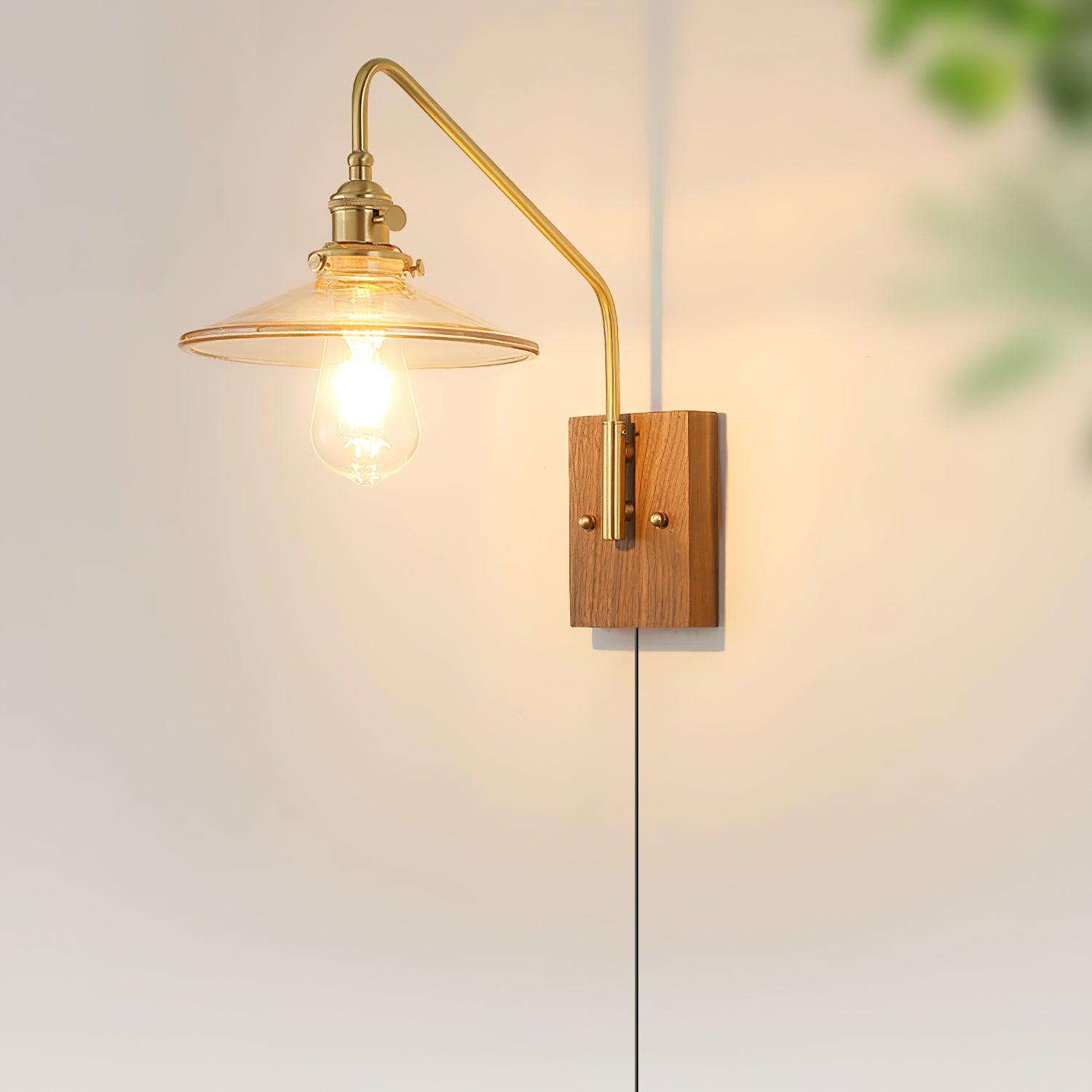 Leskey Wall Light