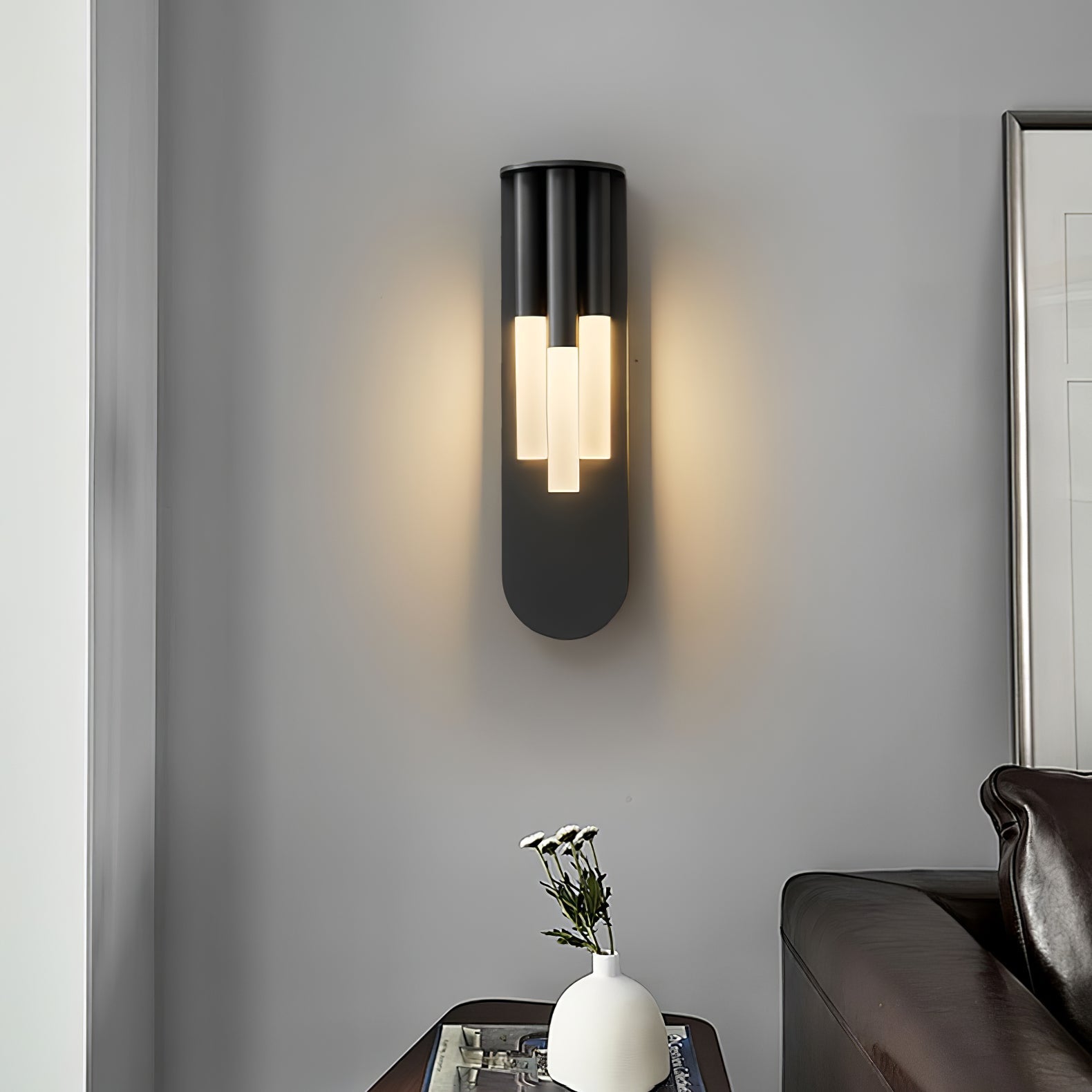 Rossan Wall Light