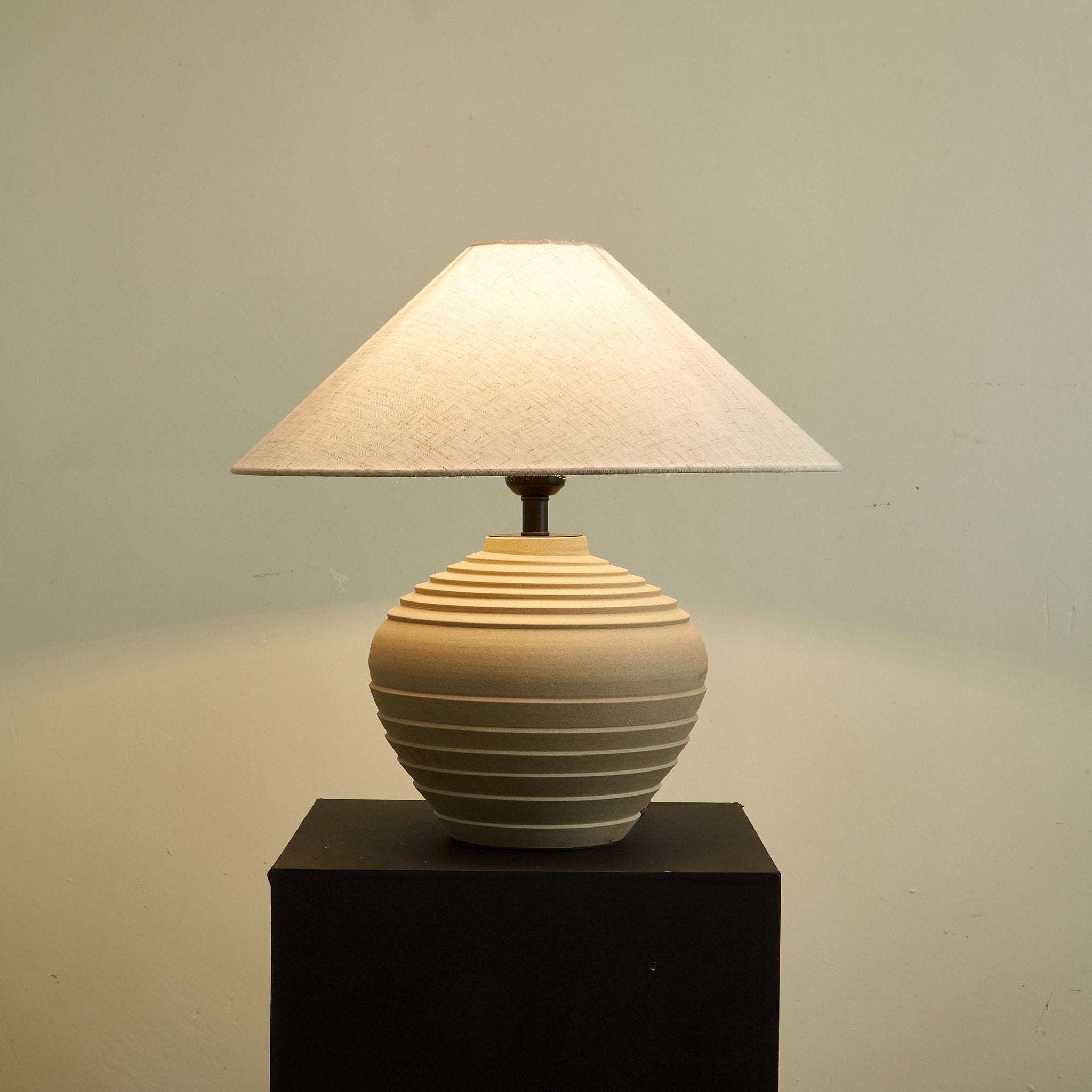 Seloti Table Lamp