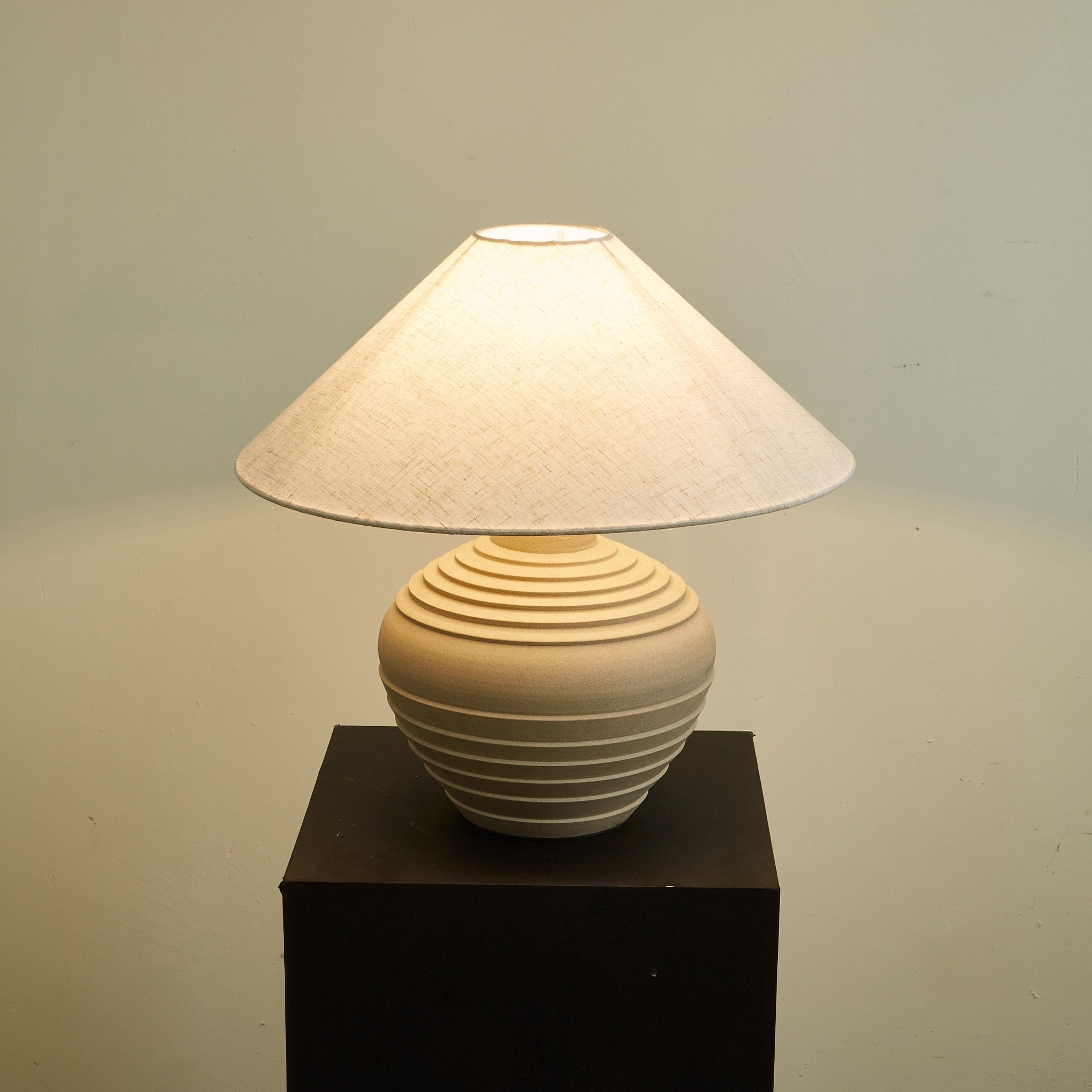 Seloti Table Lamp
