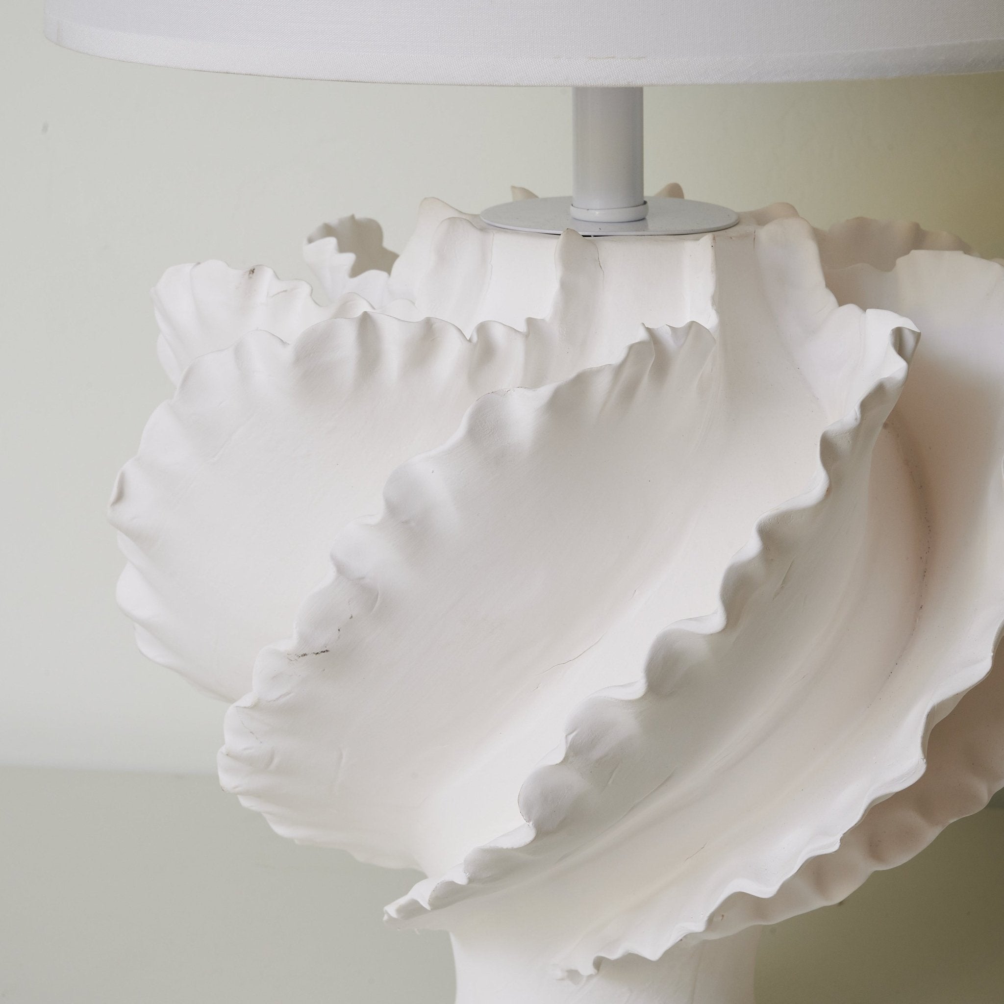 Scusell Table Lamp