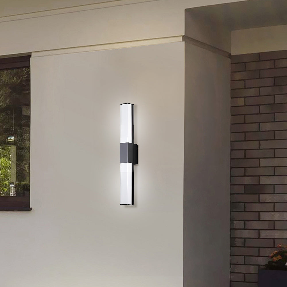 Mellaro Outdoor Wall Light
