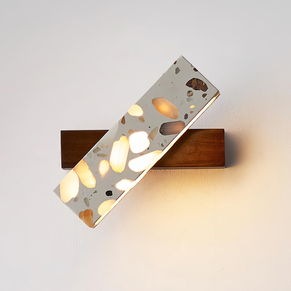 Olivesa Wall Light