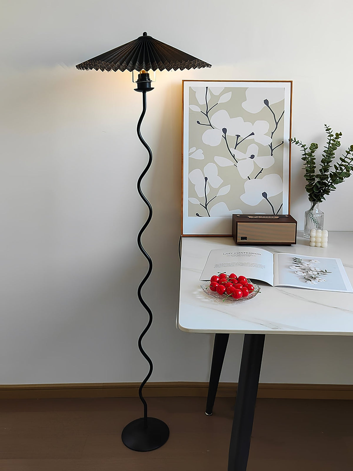 Giko Wavy Floor Lamp