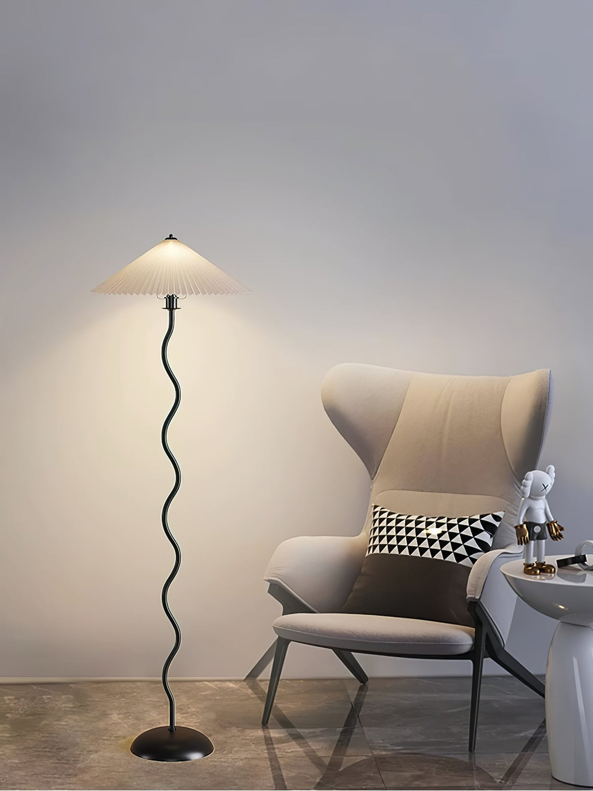 Giko Wavy Floor Lamp