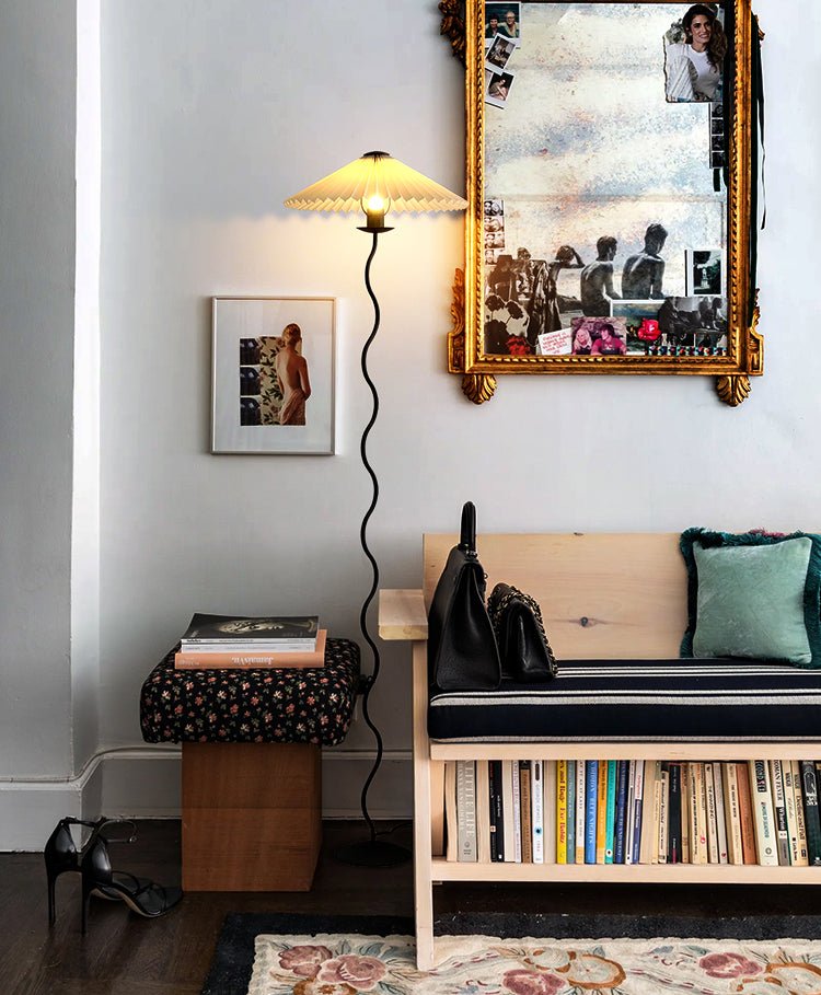 Giko Wavy Floor Lamp