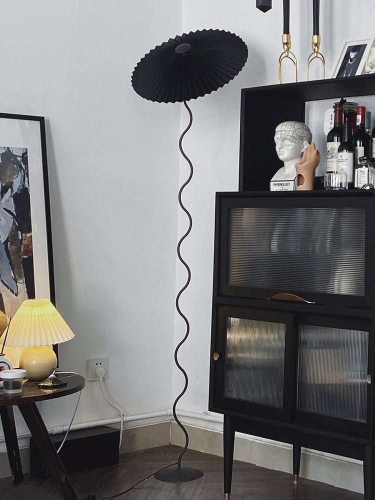 Giko Wavy Floor Lamp