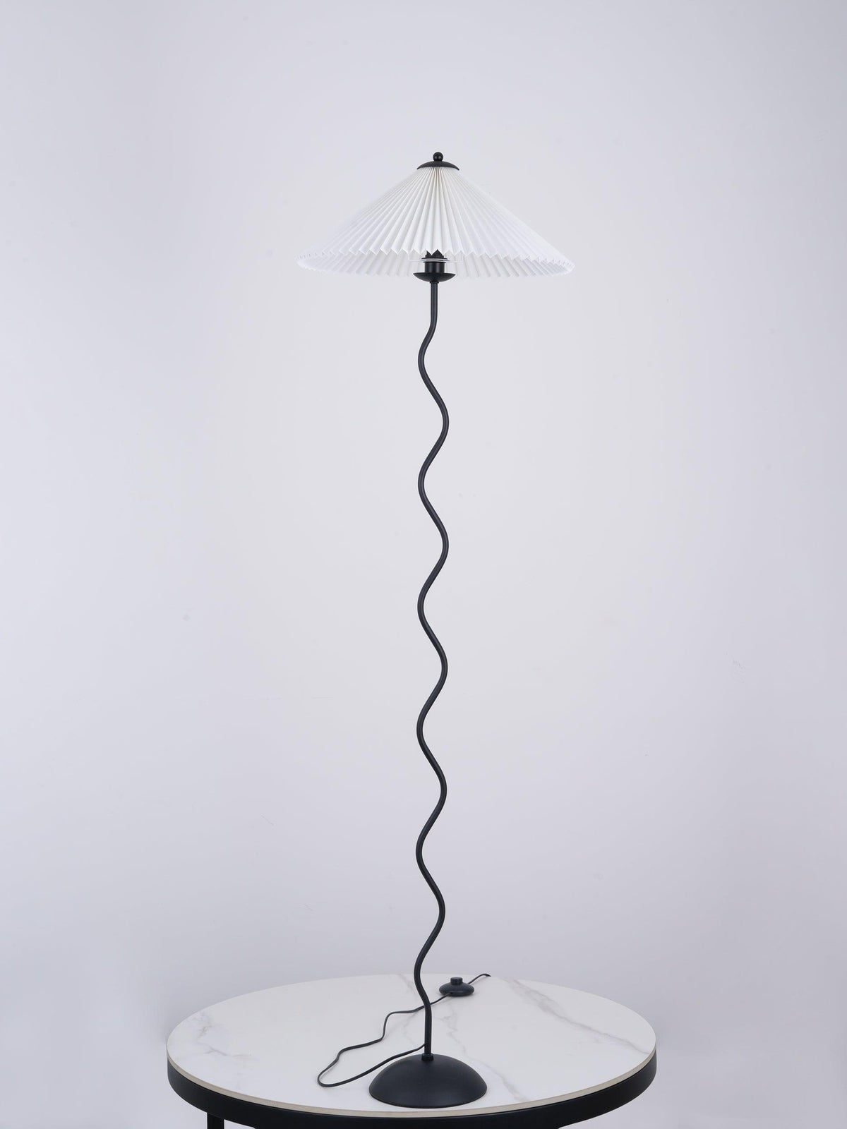 Giko Wavy Floor Lamp
