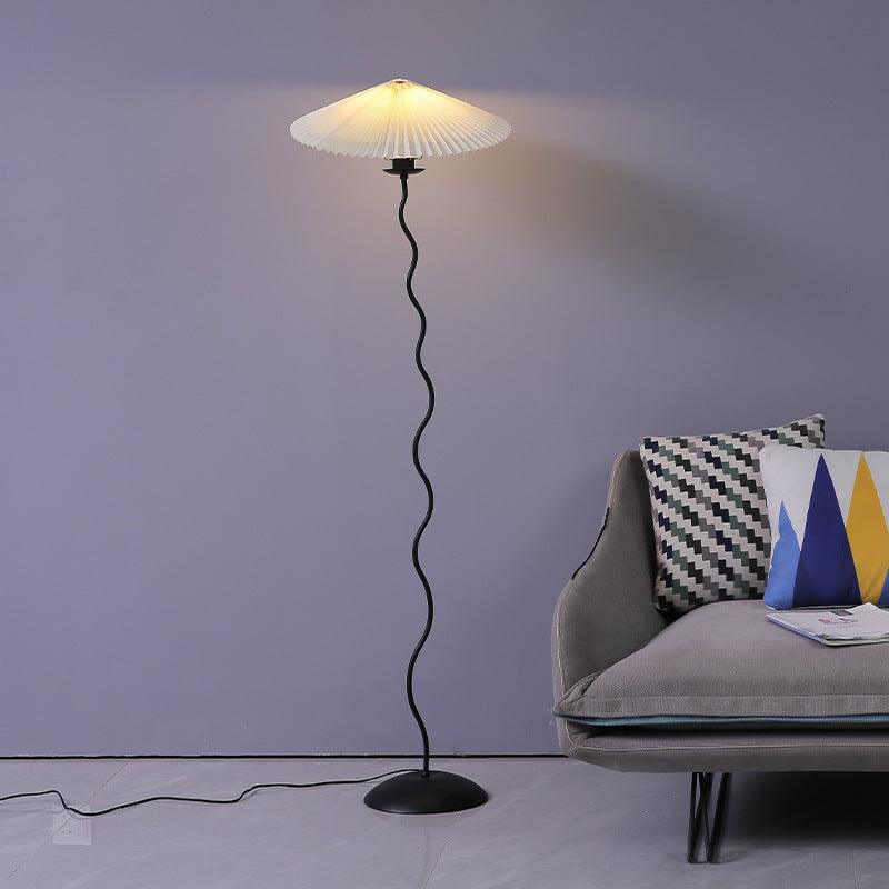 Giko Wavy Floor Lamp
