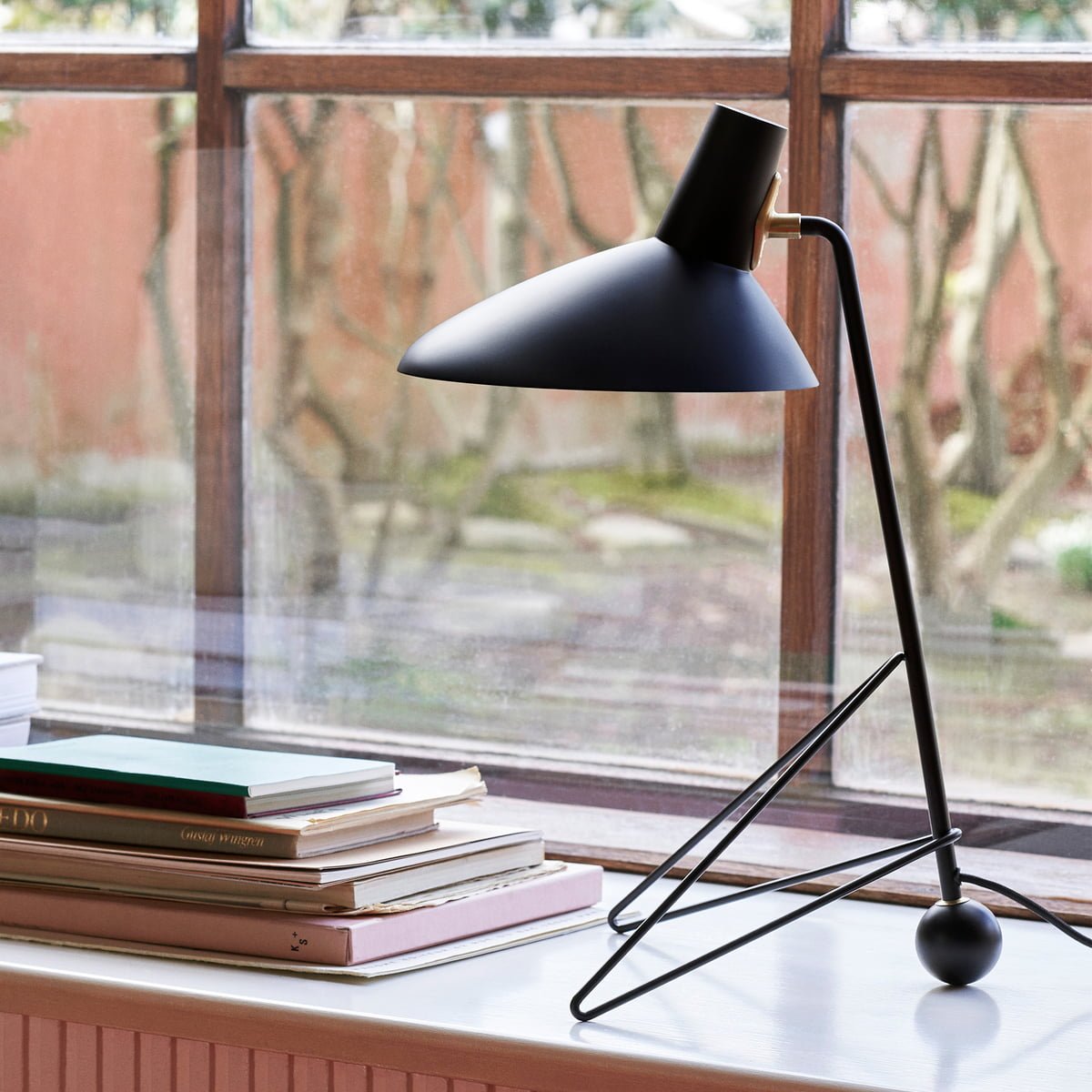 Norelte Table Lamp