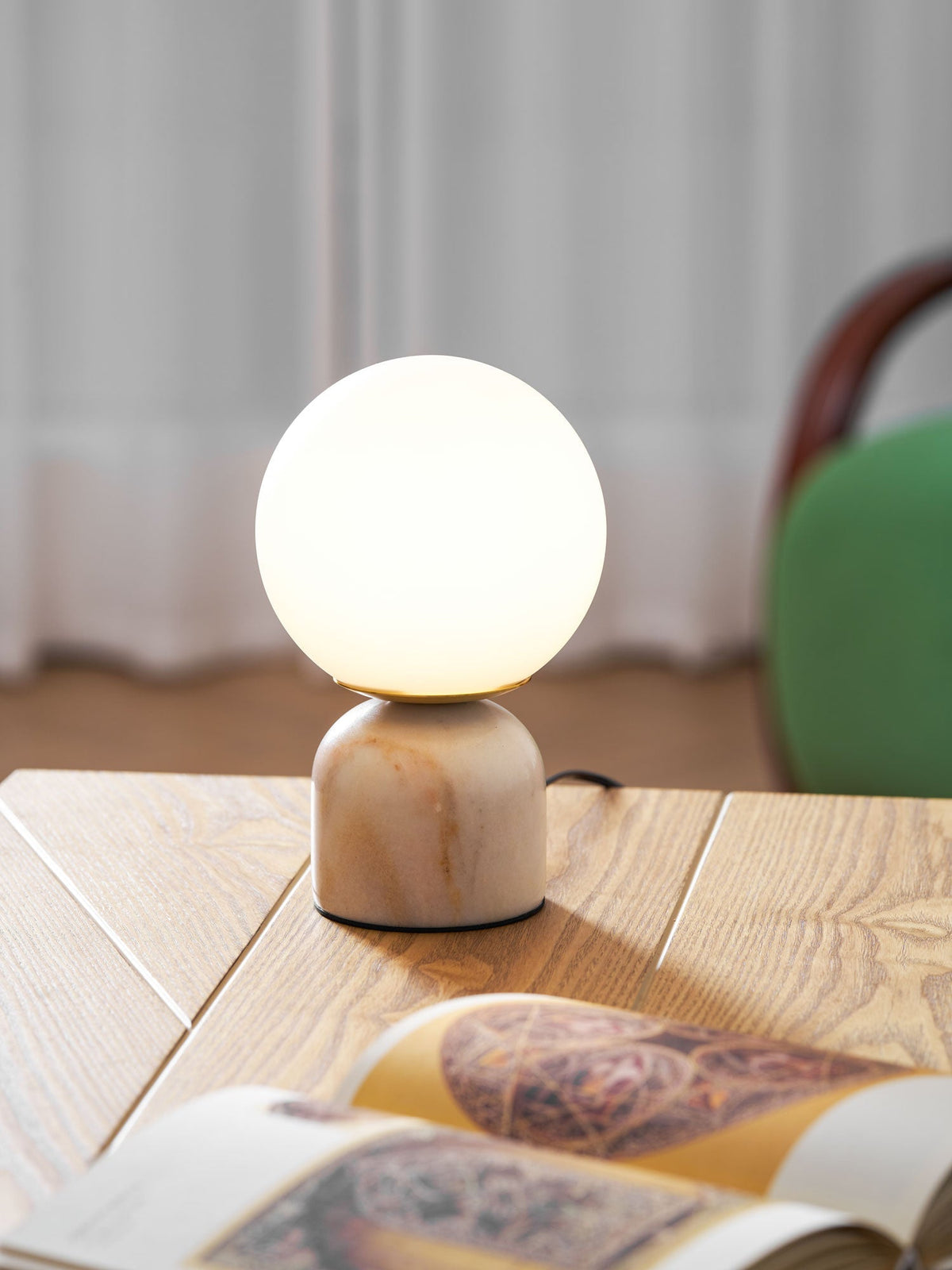 Tudira Globe Table Lamp