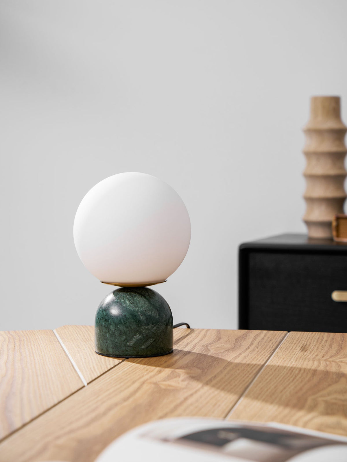 Tudira Globe Table Lamp