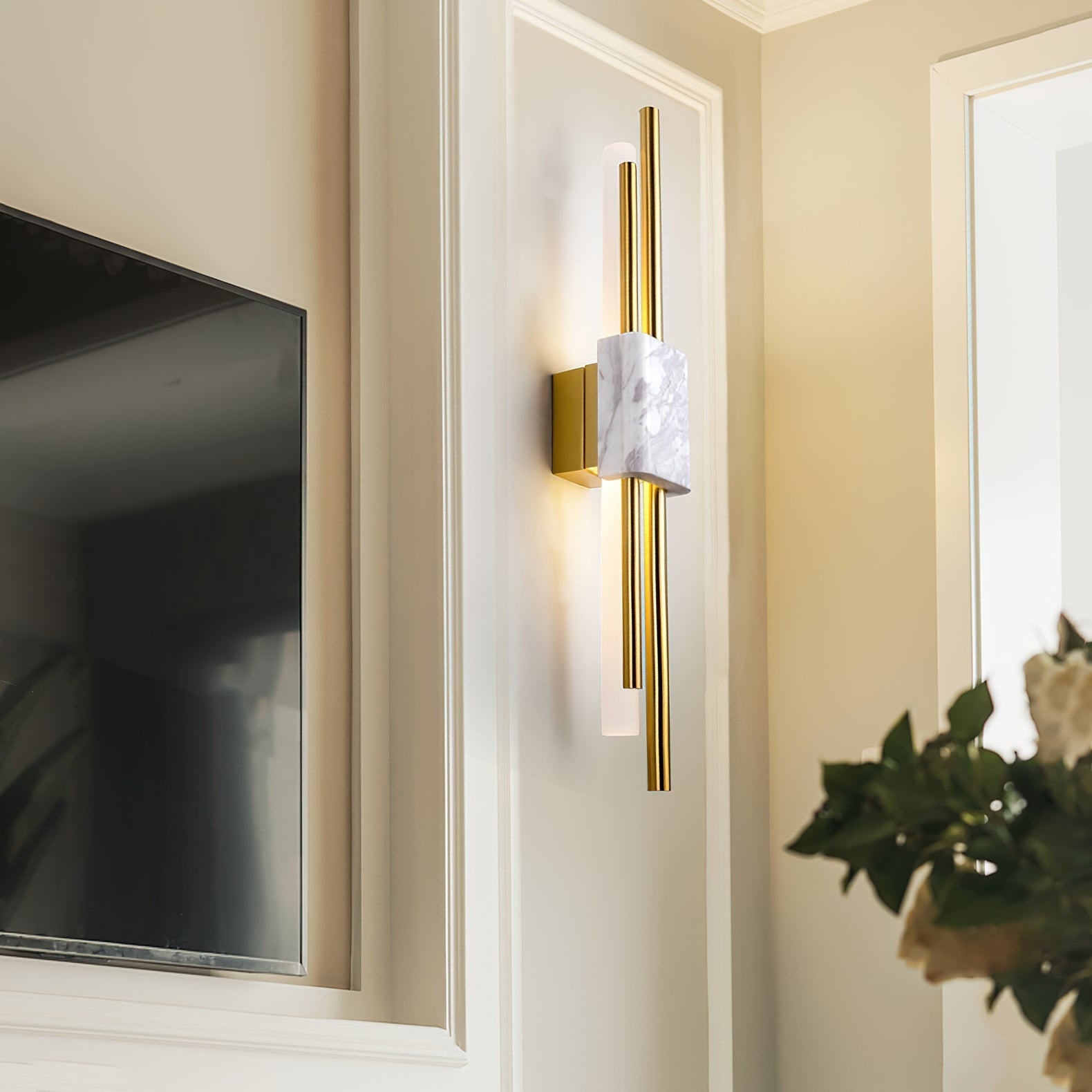 Tenano Marble Wall Light