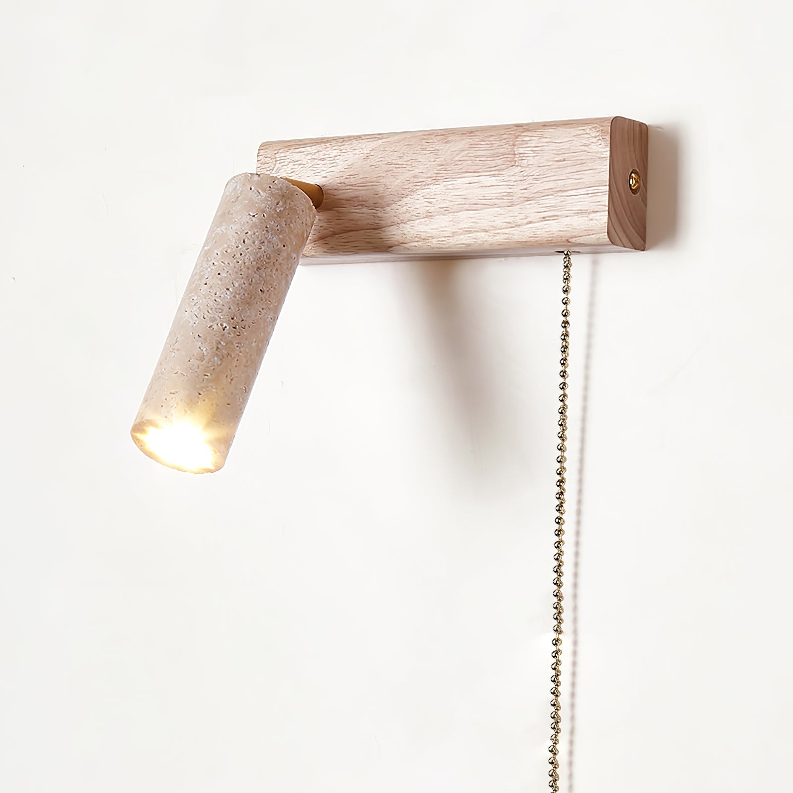 Bemaes Wall Light