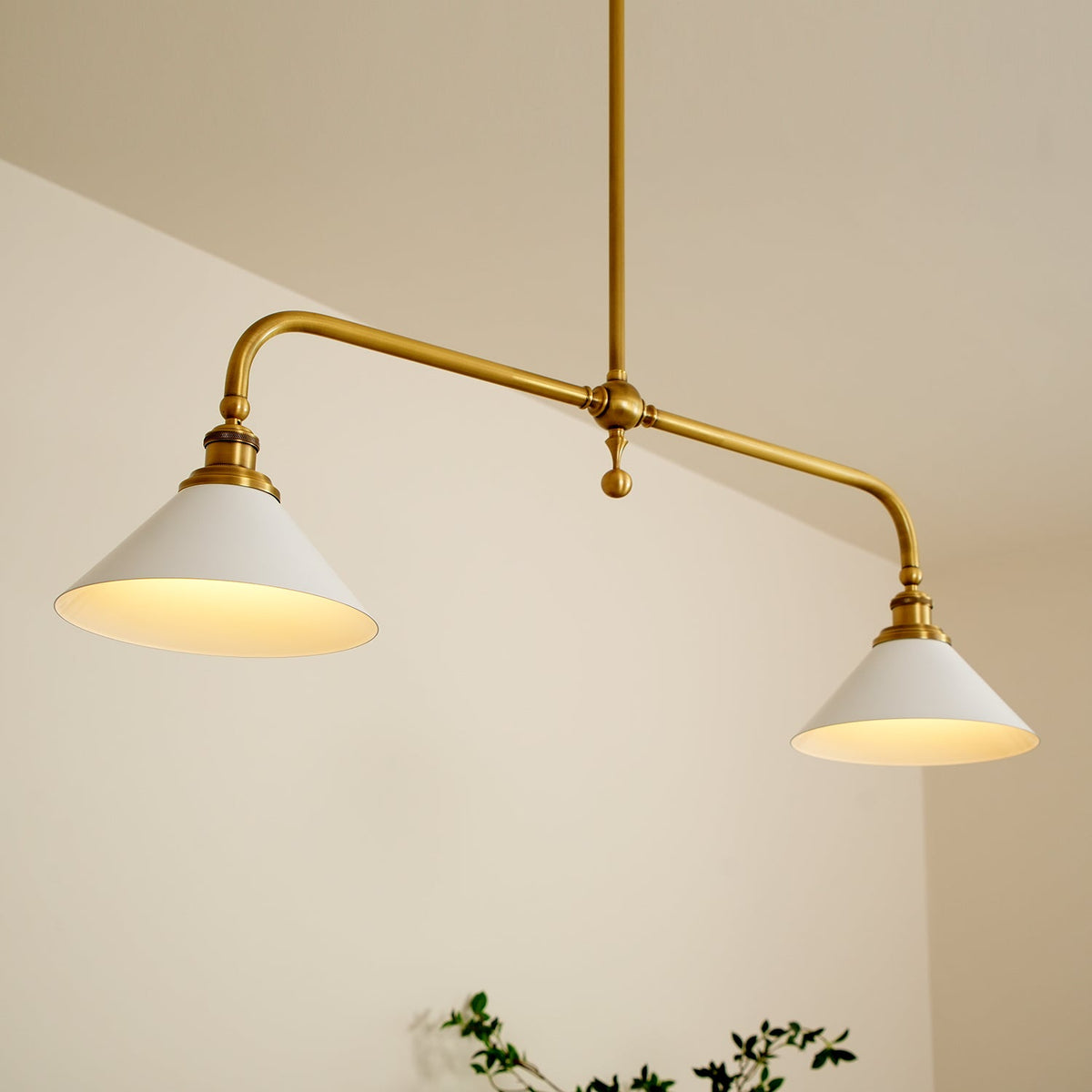 Nissiko Linear Pendant Light
