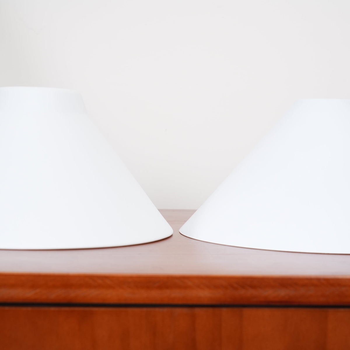 Nissiko Linear Pendant Light