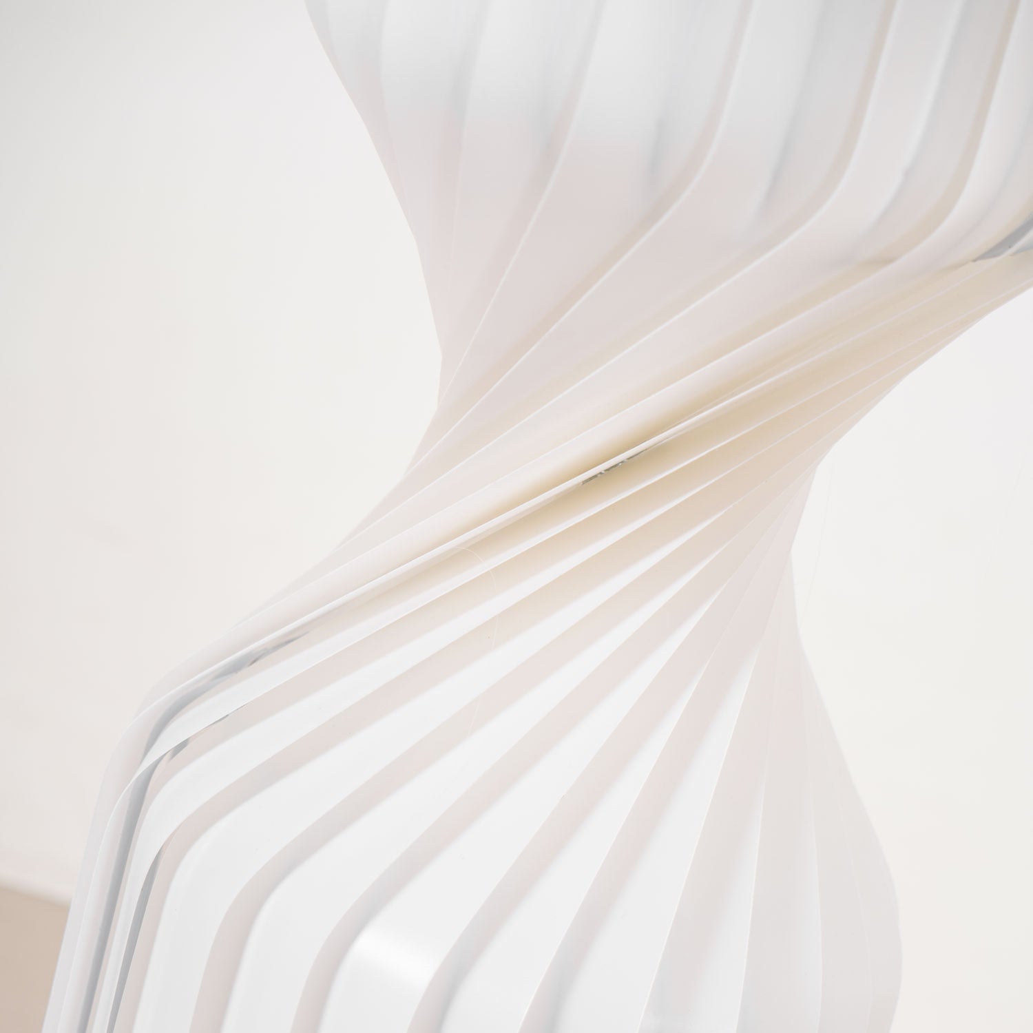 Torolem Floor Lamp