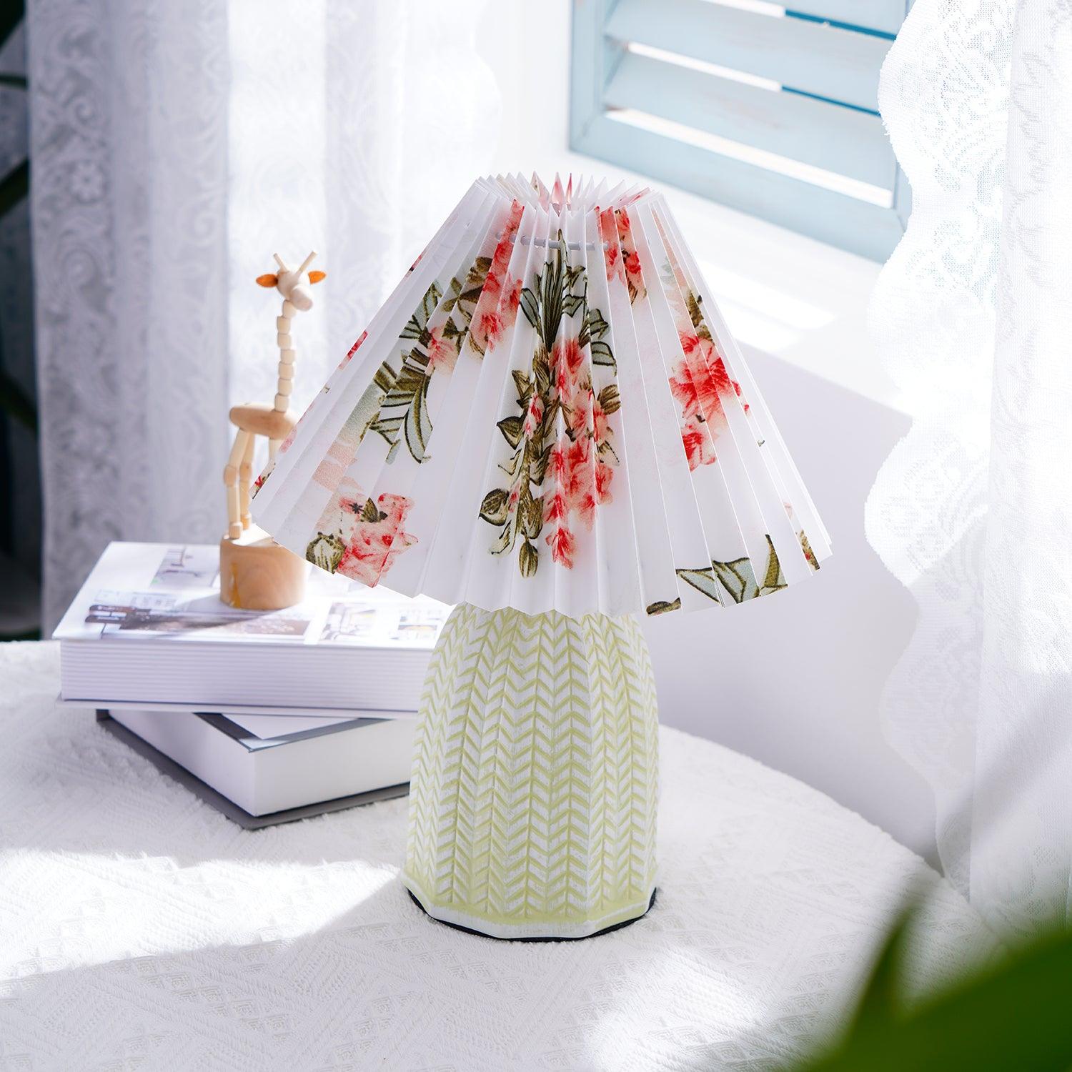 Wryzon Ceramic Table Lamp