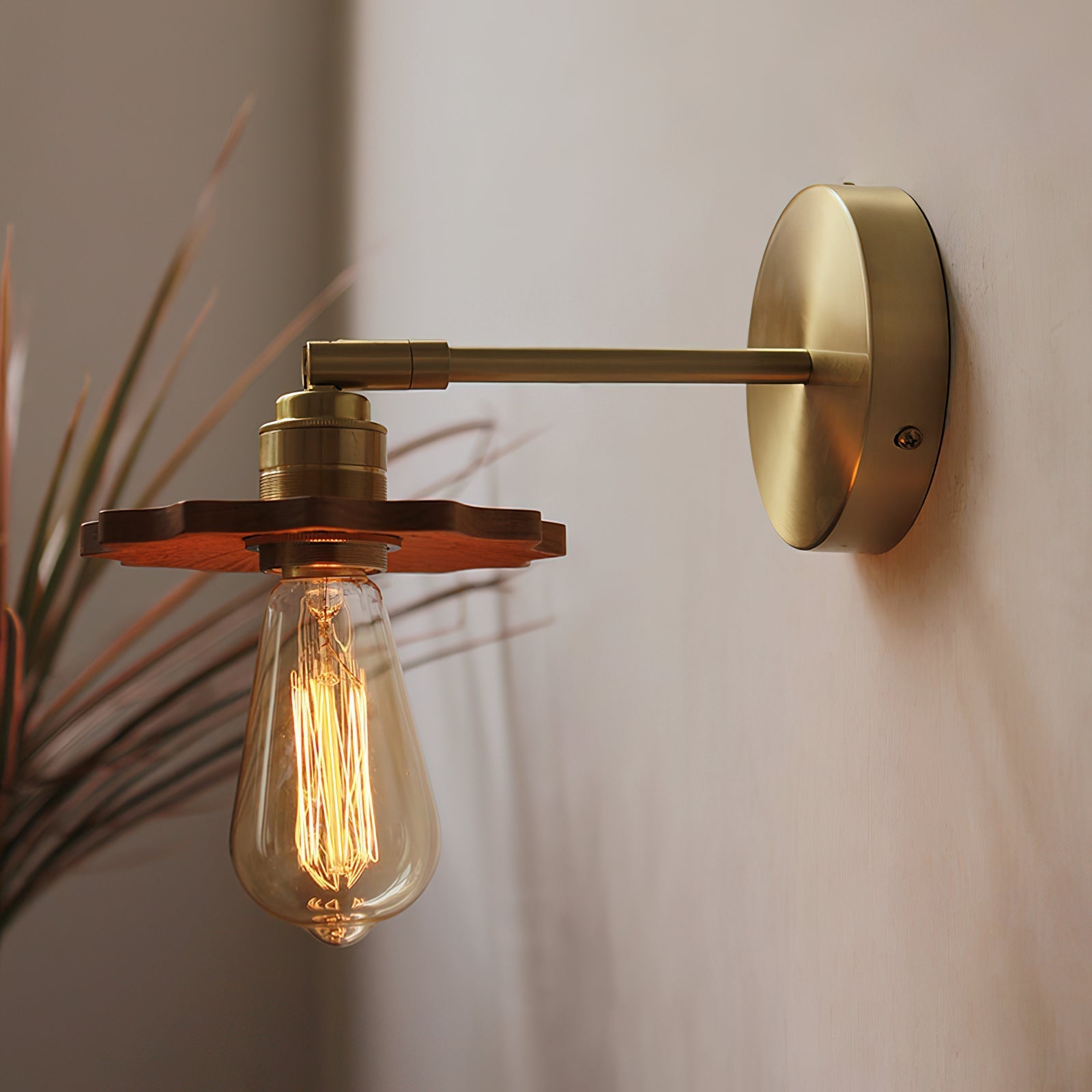 Velinaso Wall Light