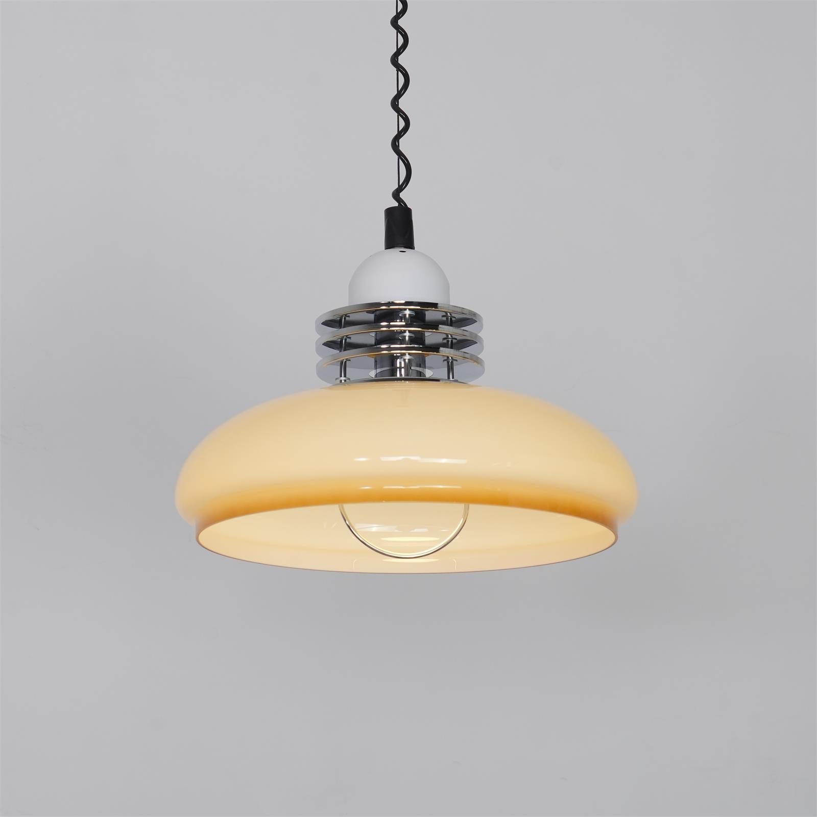 Mevistos Pendant Light