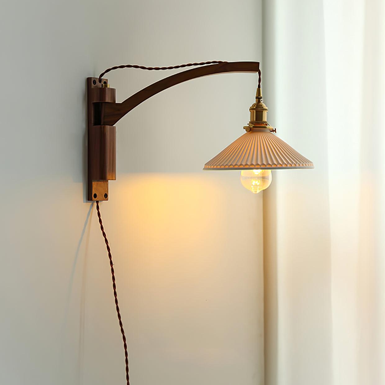 Droven Wall Light