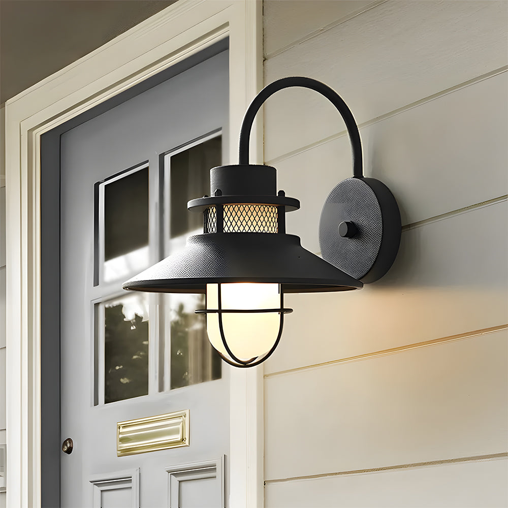 Zallivo Outdoor Lantern Wall Light