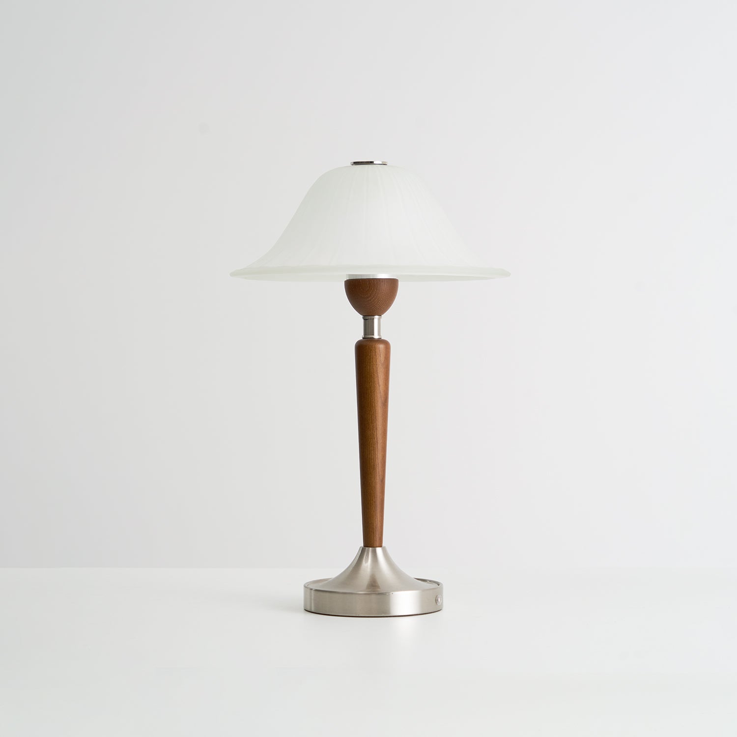Wismo Vintage Table Lamp