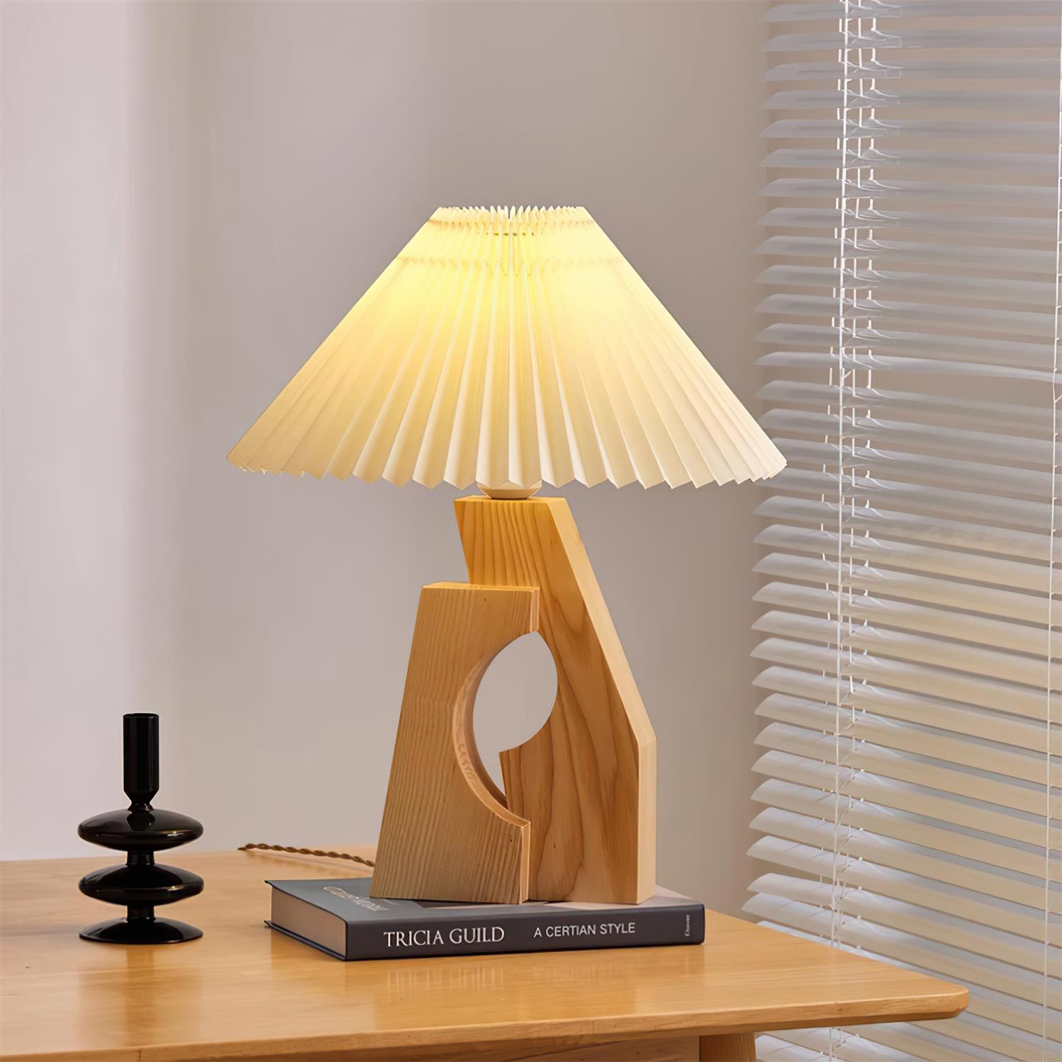 Zelayn Ribbed Table Lamp