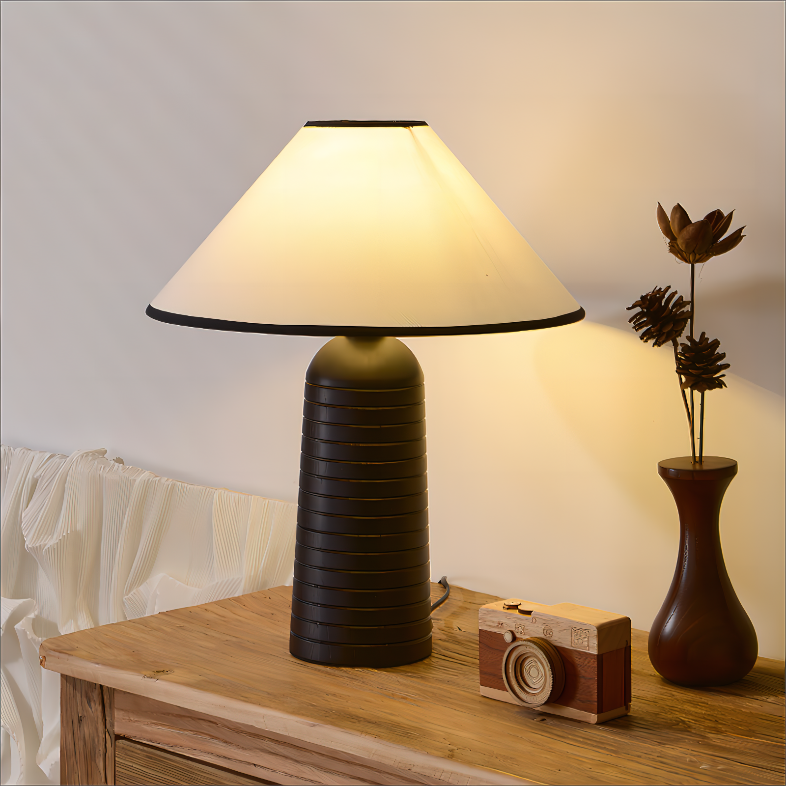 Zarismo Table Lamp